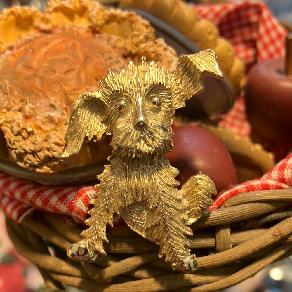 Vintage Puppy Dog Brooch